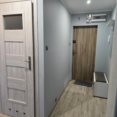 Apartament Przystanek *